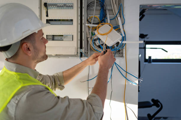 Best Licensed Electrician  in Strathmore, NJ